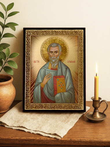Икона на Св. Ермолай със златист фон с лъчи и рамка