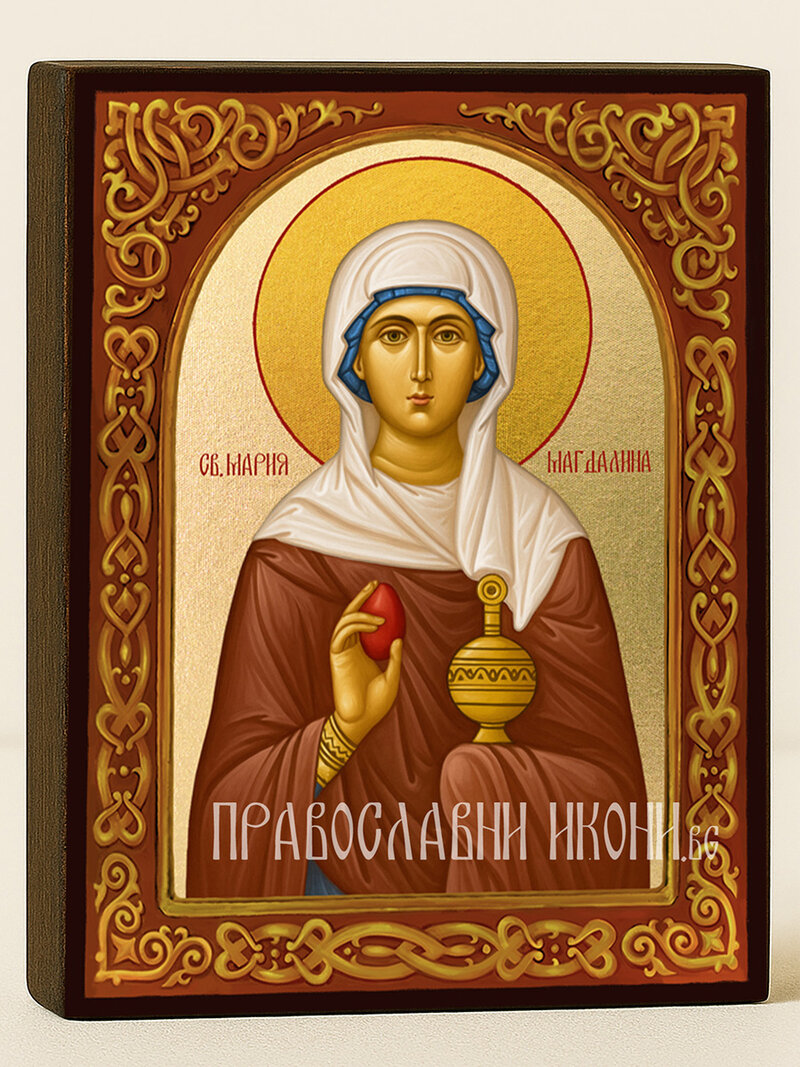 Икона на Св. Мария Магдалина със златен фон и флорален свод